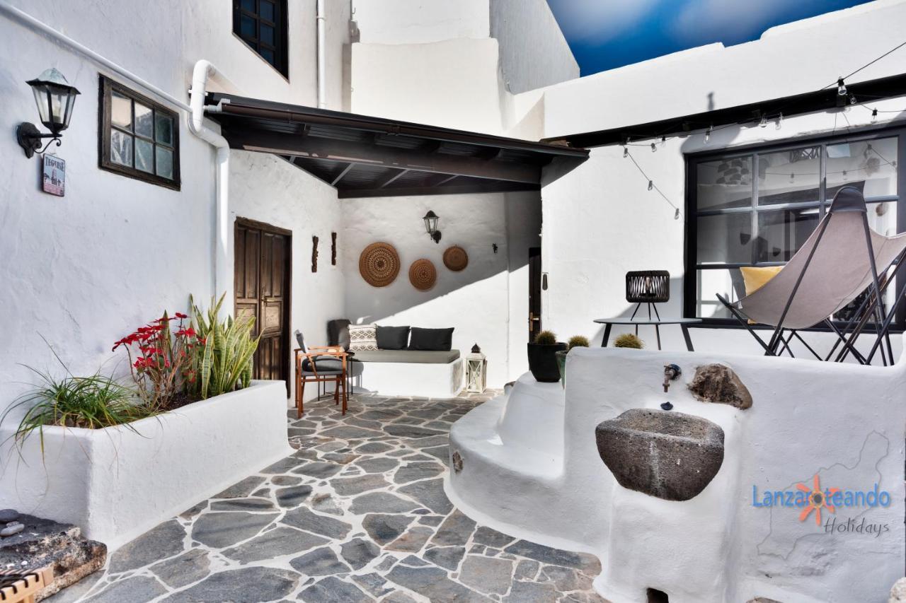 Vivienda Vacacional El Patio De Franky Teguise  Buitenkant foto