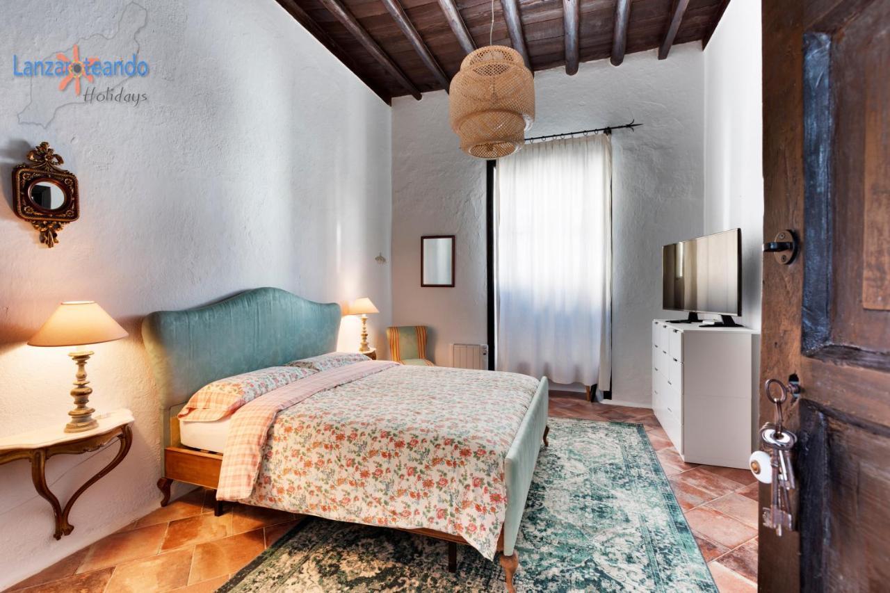 Vivienda Vacacional El Patio De Franky Teguise  Buitenkant foto